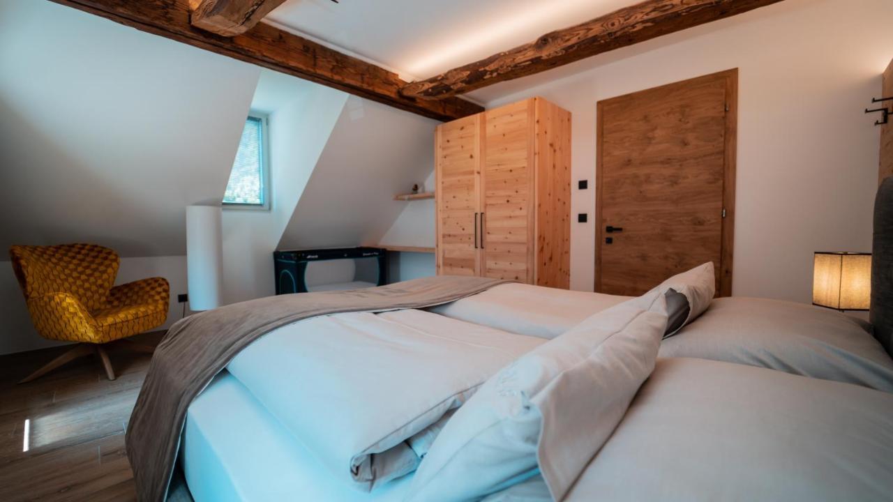 Apartments, Guest House & Historic Chalet Neuhaus San Sigismondo Exterior photo